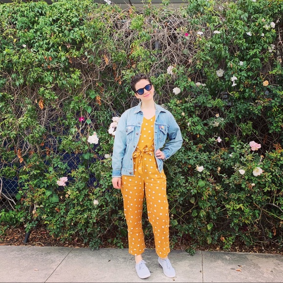 Meet your Posher, Catie - Picture 1 of 1